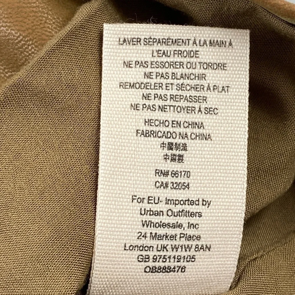 Free People front snap